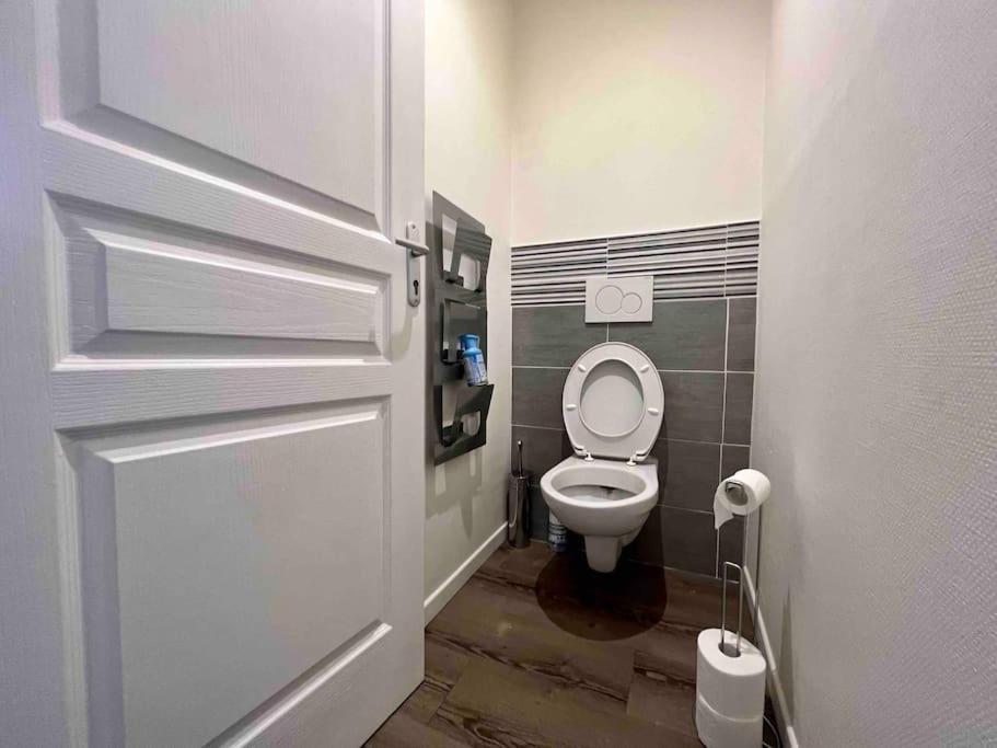 Appartement Renove / 7Prsn / Proche Gare Viotte Besançon Exteriör bild